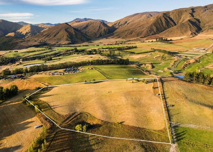  at 317  Crown Range Road, Arrow Junction, Queenstown-Lakes, Otago