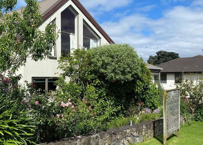  at 2A Seaforth Avenue, Mangere Bridge, Manukau City, Auckland