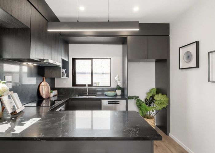  at 10/1B Egremont street, Belmont, North Shore City, Auckland
