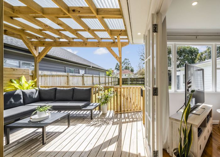  at 15 Waione Avenue, Te Atatu Peninsula, Auckland