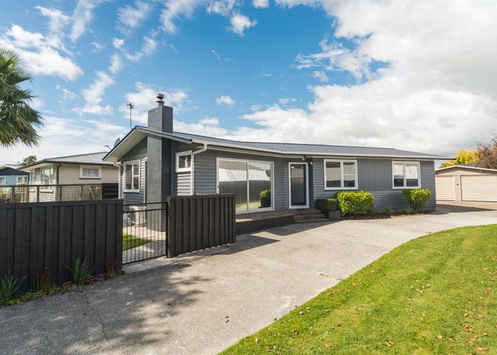  at 22 Rhodes Drive, Kelvin Grove, Palmerston North