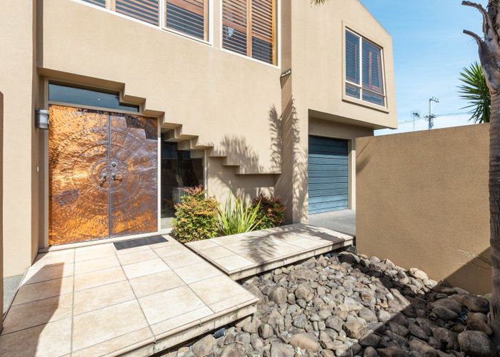  at 7 Nott Street, Westshore, Napier
