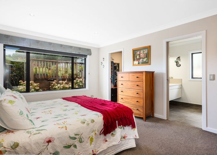  at 14A Kaimai Place, Aotea, Porirua
