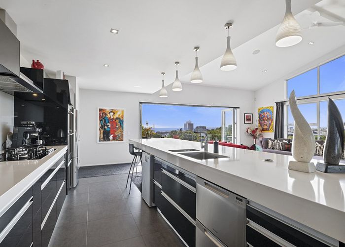  at 86 Brougham Street, City Centre, New Plymouth, Taranaki