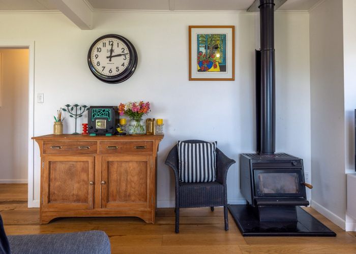  at 15 Wellington Road, Surfdale, Waiheke Island, Auckland