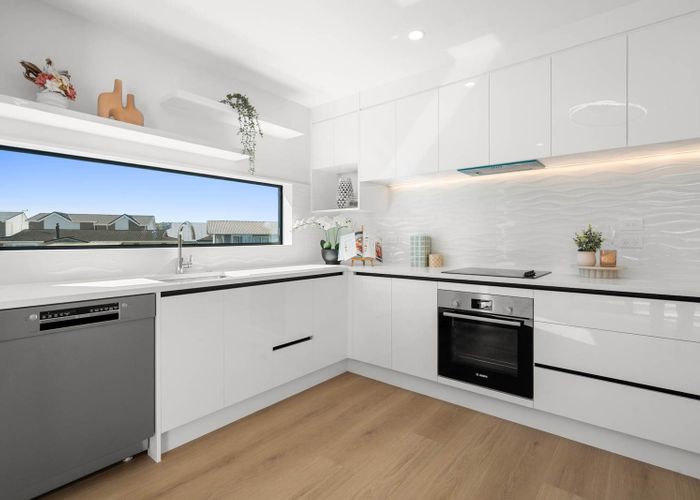  at Lot 1, 13 Chesley Place, Half Moon Bay, Manukau City, Auckland