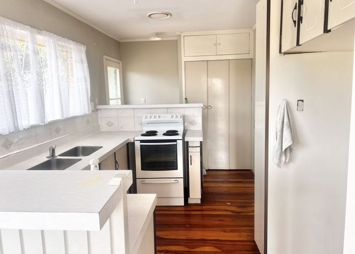  at 9 Chevis Place, Pakuranga, Auckland