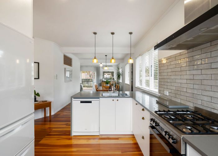  at 48 Nixon Street, Hamilton East, Hamilton, Waikato