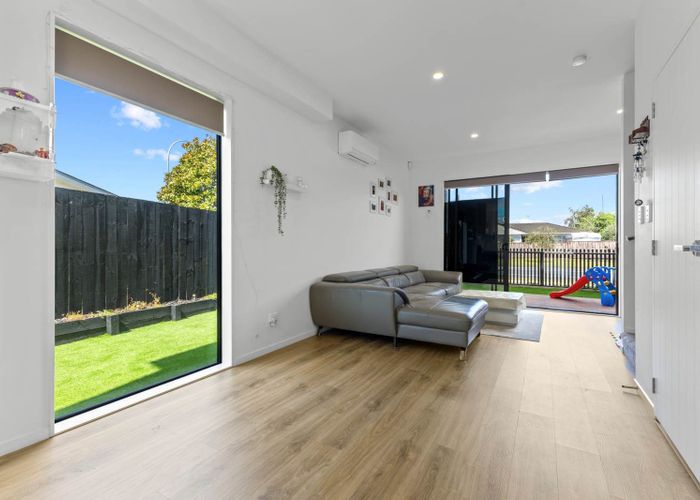  at 1/101 Botany Road, Botany Downs, Manukau City, Auckland