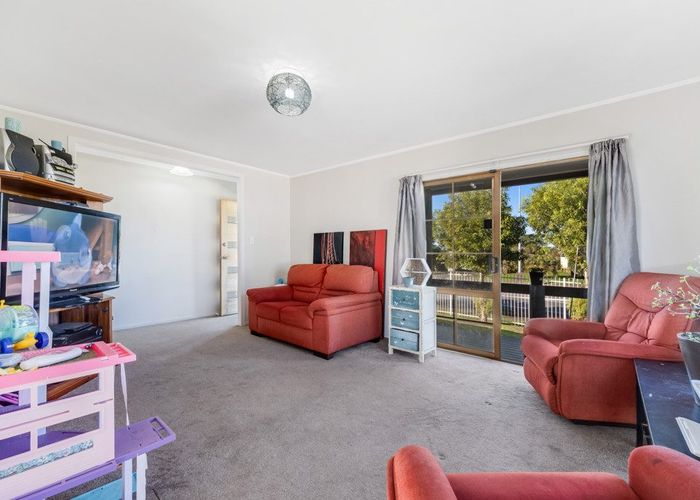  at 255 Mahia Road, Weymouth, Manukau City, Auckland