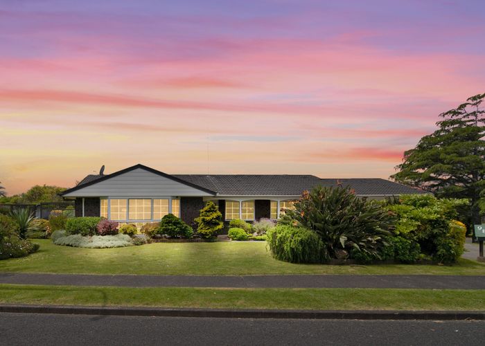  at 98 Walter Strevens Drive, Conifer Grove, Takanini