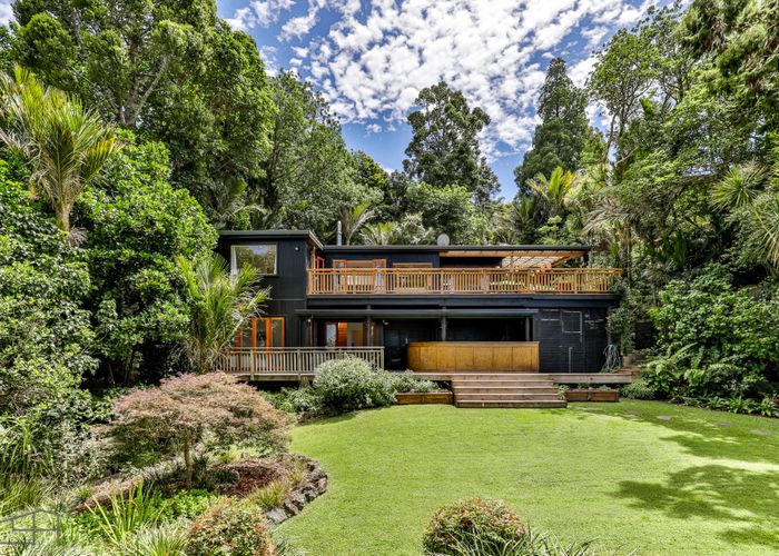  at 13 Takahe Road, Titirangi, Waitakere City, Auckland