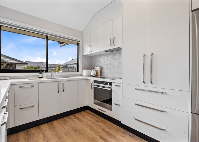  at 12 Thomas Way, Brightwater, Brightwater