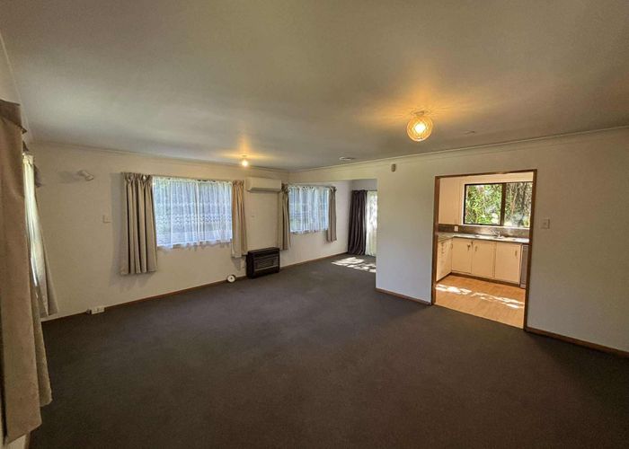  at 1/11 Invercargill Drive, Kelson, Lower Hutt