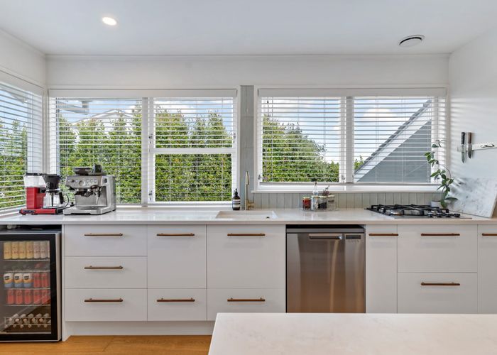  at 1/12 Grimshaw Place, Henderson, Waitakere City, Auckland