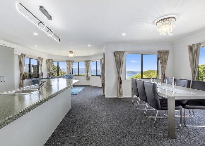  at 52 Miles Crescent, Newlands, Wellington, Wellington