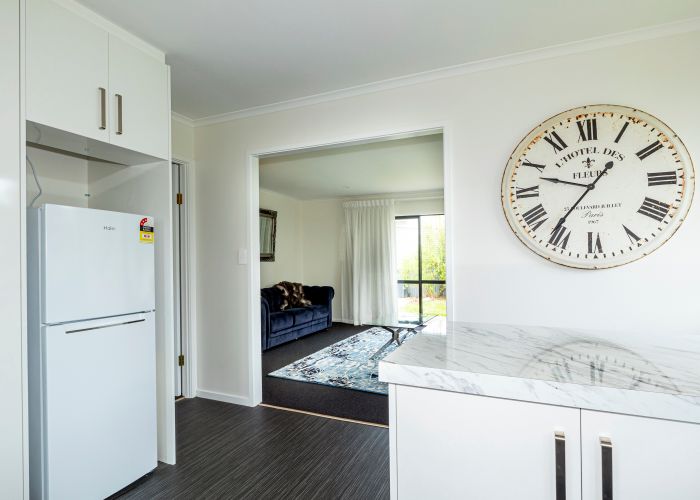 at 2/347 Church Street, West End, Timaru