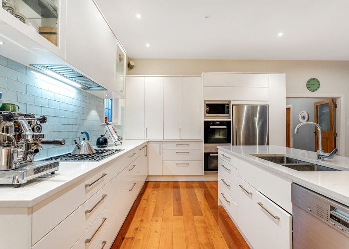  at 61 Oroua Street, Eastbourne, Lower Hutt, Wellington