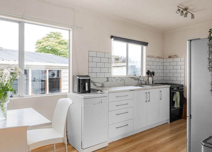  at 3 Bruton Place, Nawton, Hamilton
