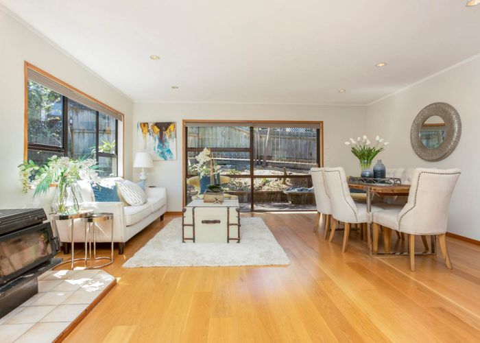  at 3/43 Howe Street, Howick, Auckland