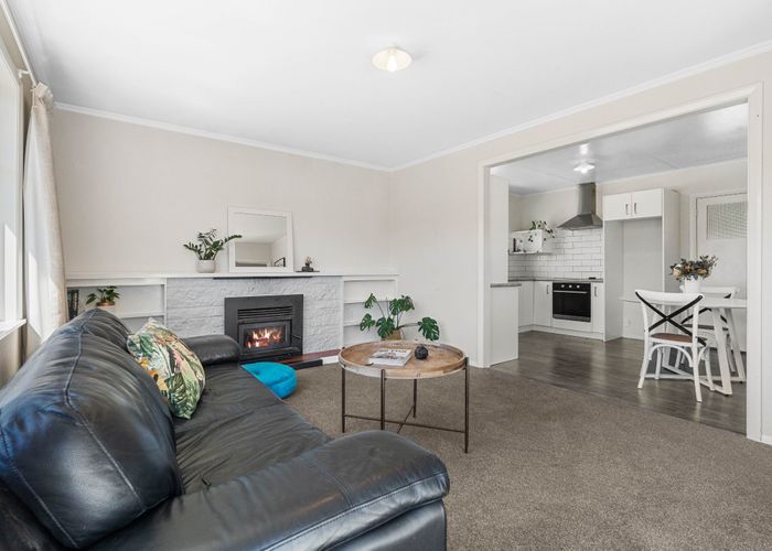  at 32 Kitchener Street, Lansdowne, Masterton