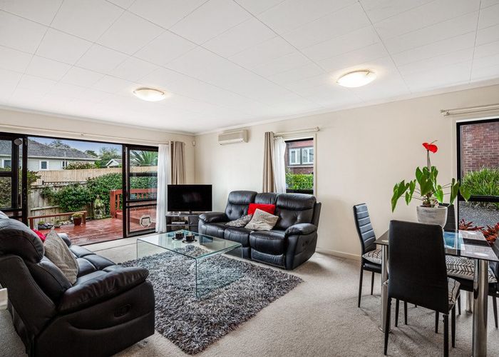  at 2/31 Arawa Street, New Lynn, Auckland