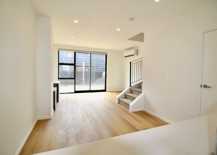  at 69  Tuaiwi St, City Centre, Manukau City, Auckland