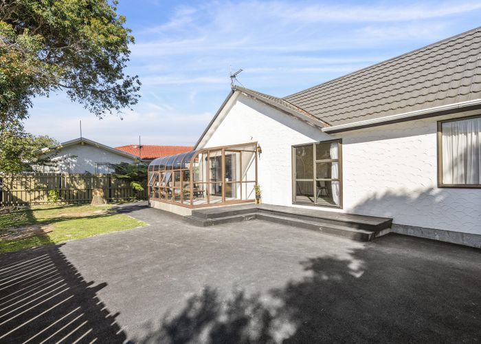  at 10 Mcenroe Grove, Naenae, Lower Hutt