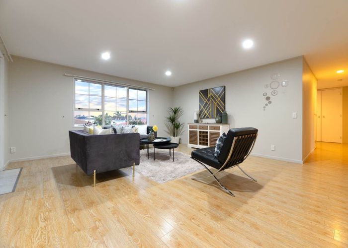  at 20 Heversham Place, Glendene, Waitakere City, Auckland