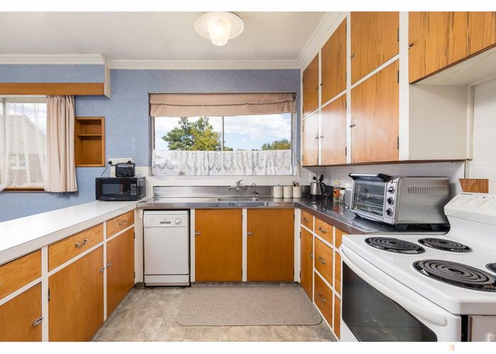  at 2 Betten Street, Waimate, Waimate