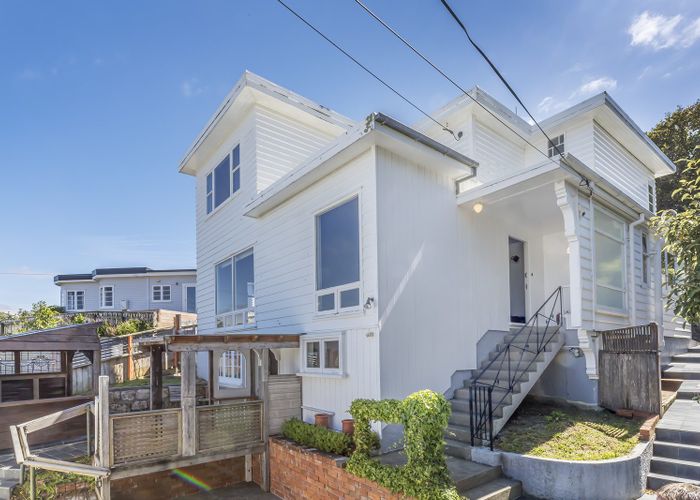  at 3 Ashleigh Crescent, Miramar, Wellington