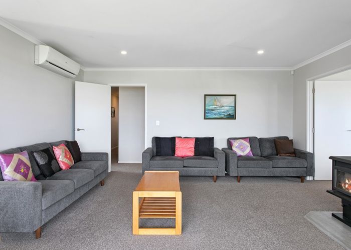  at 45 Botanical Heights Drive, Waipahihi, Taupo