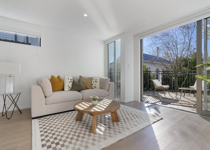  at 2/204 Edgeware Road, St. Albans, Christchurch City, Canterbury