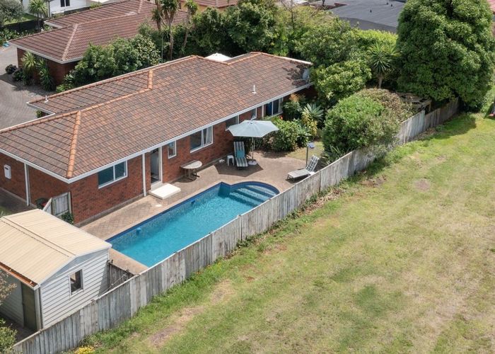  at 52 Sunrise Avenue, Mount Maunganui