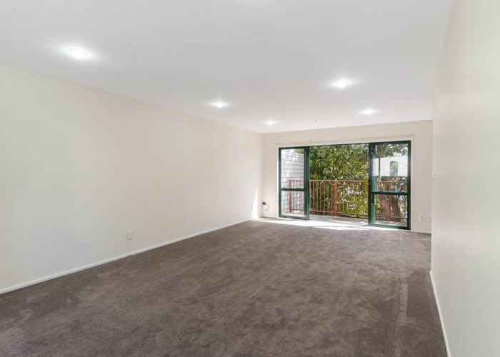  at 10/1 Briar Way, New Lynn, Auckland