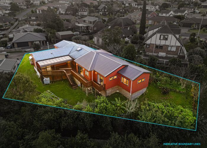  at 12 Channing Crescent, Botany Downs, Manukau City, Auckland