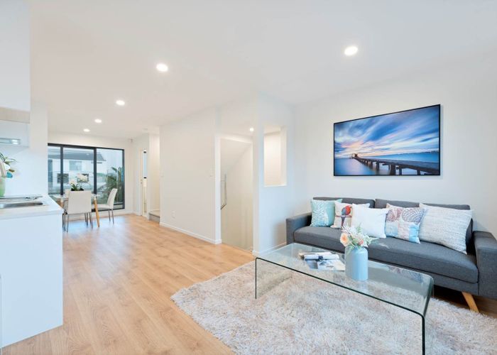  at Lot 4/11 Hereford Street, Te Atatu Peninsula, Waitakere City, Auckland
