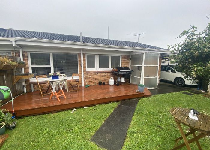  at 1/4 Norman Spencer Drive, Papatoetoe, Manukau City, Auckland