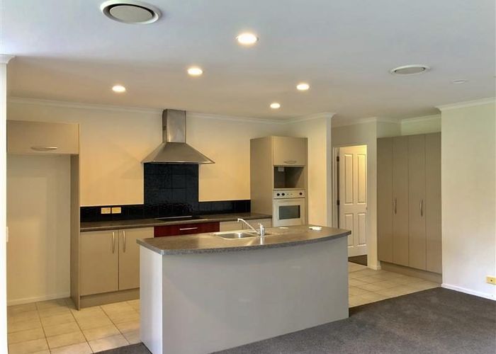  at 5A Raphoe Road, Flat Bush, Manukau City, Auckland