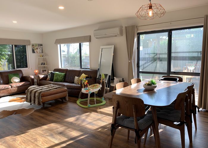  at 33 Rebecca Rise, Weymouth, Auckland