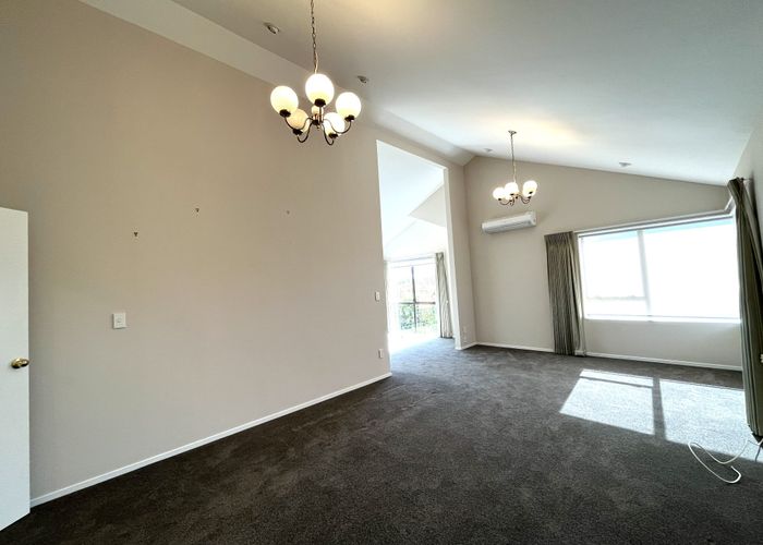  at 18 Clydesdale Avenue, Somerville, Manukau City, Auckland