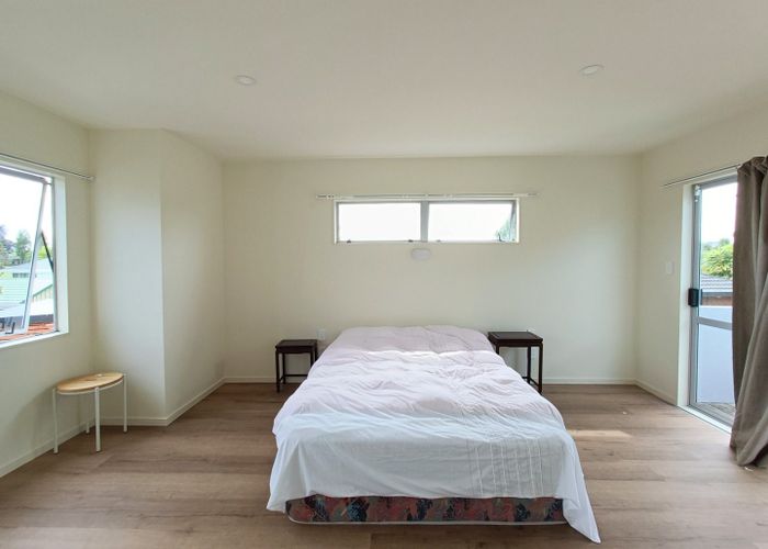  at 17 Bob Charles Drive, Golflands, Manukau City, Auckland