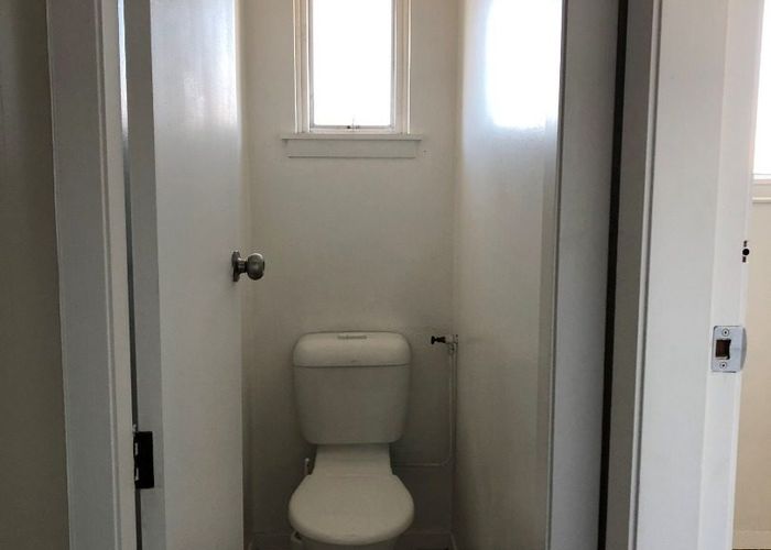  at 3/4 Division Street, Riccarton, Christchurch City, Canterbury