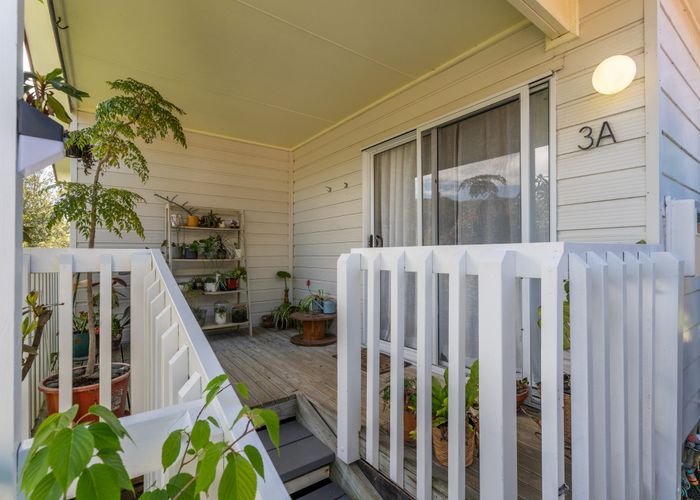  at 3A Roberts Street, Tawa, Wellington
