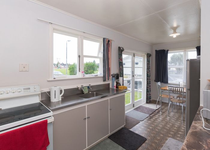  at 44 Owen Street, Bunnythorpe, Palmerston North