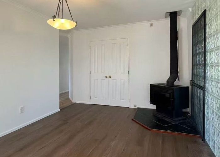  at 43 Frank Nobilo Drive, Golflands, Manukau City, Auckland