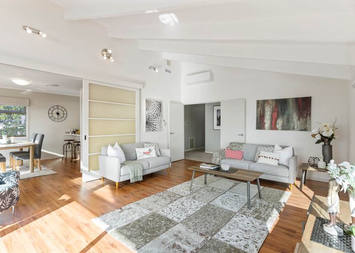  at 34 Hadfield Street, Beach Haven, Auckland