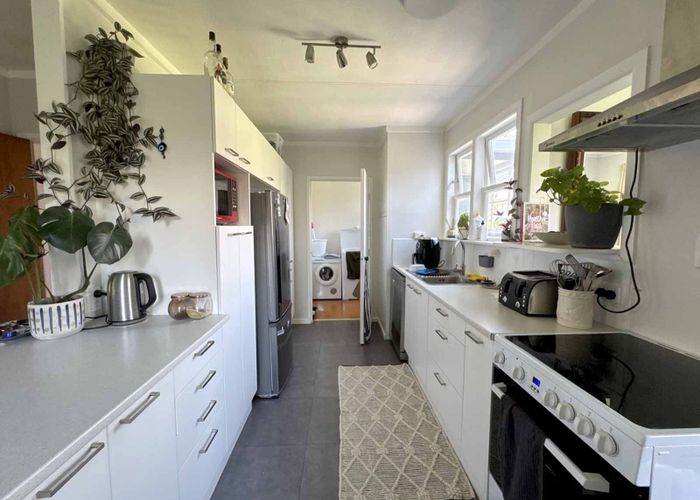  at 58 Freeland Av, Mount Roskill, Auckland City, Auckland