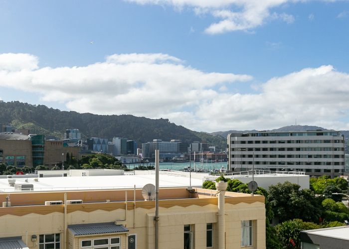  at 13/15 Roxburgh Street, Mount Victoria, Wellington