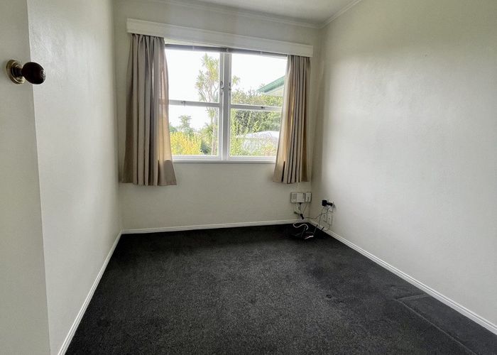  at 9 Oregon Place, Papakura, Papakura, Auckland